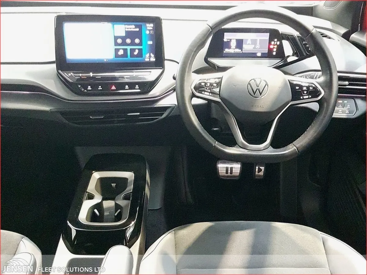 Volkswagen ID.4  low KM Business 77kwh 204ps 5dr - Image 2
