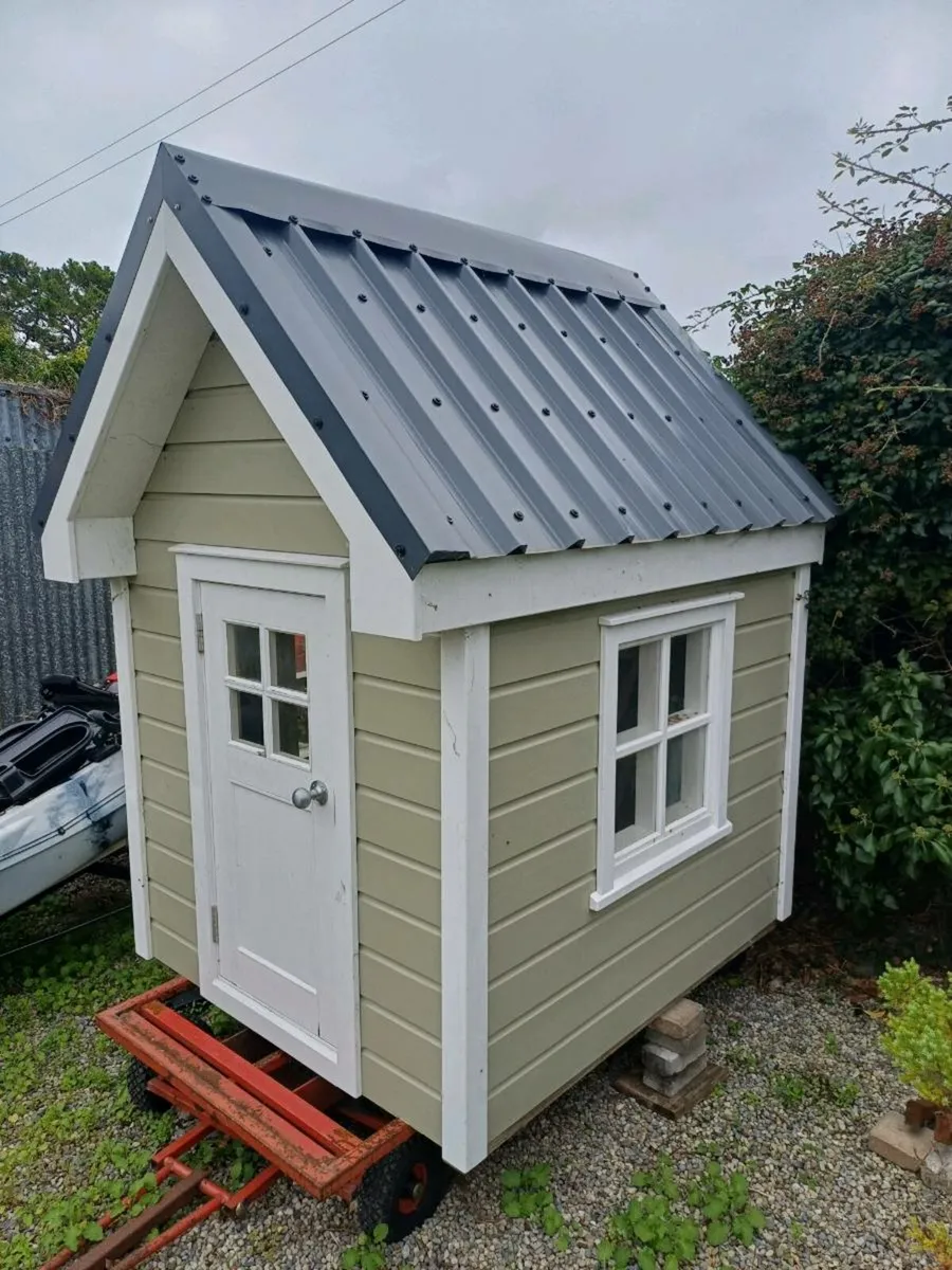 Kids Playhouse - Image 1