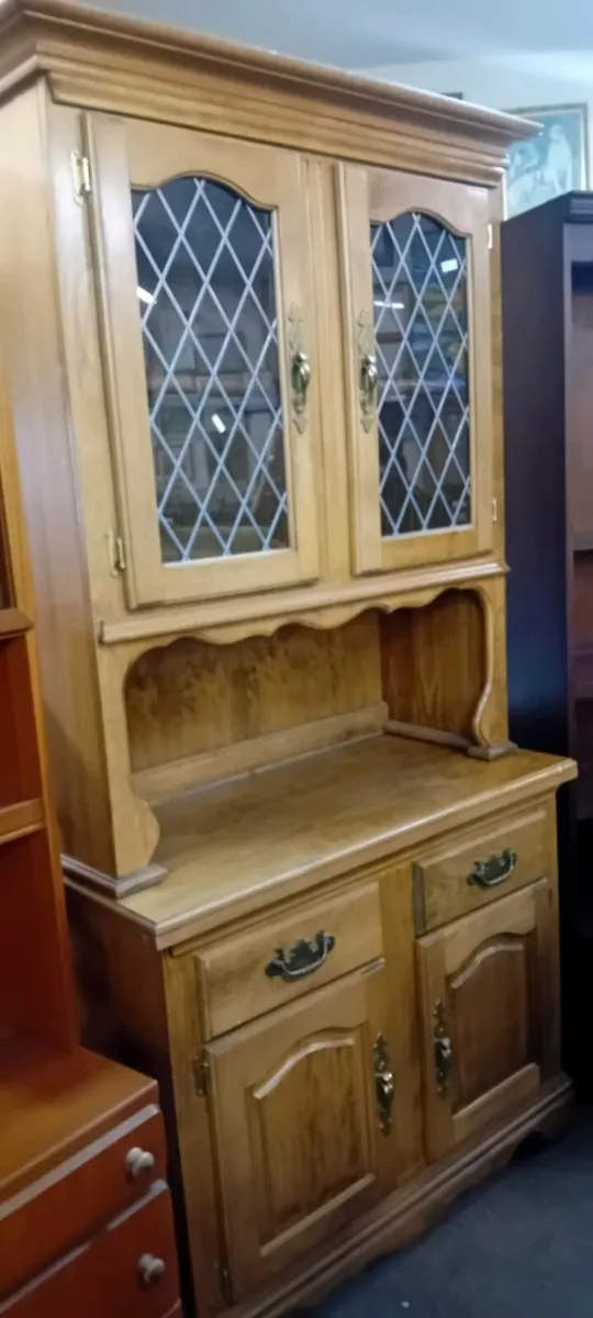 Modern Kitchen Glazed Dresser