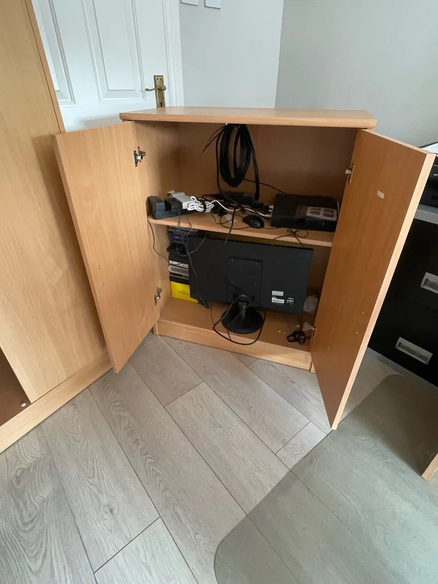 Shelving units - Image 4