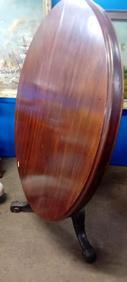 Victorian Mahogany Tilt Top Dining Table - Image 2
