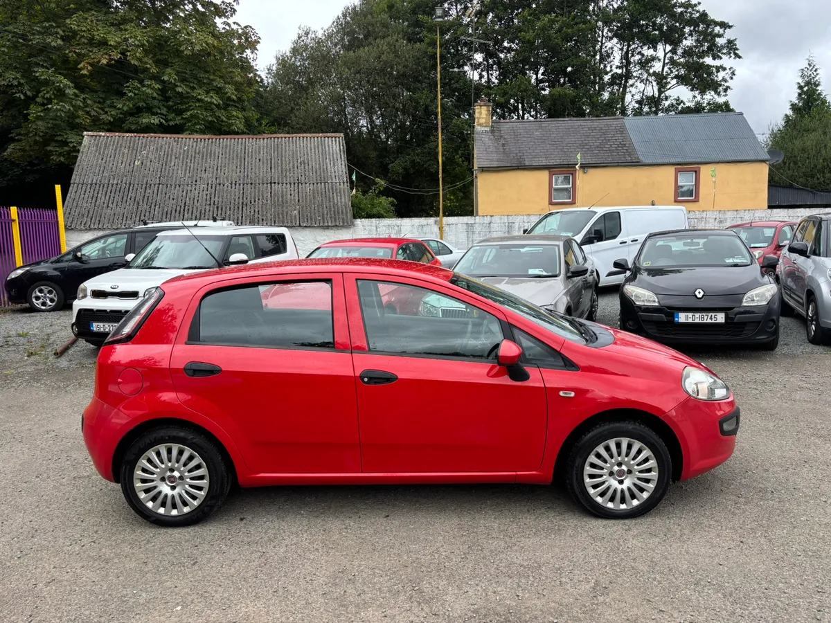 Lovely Little Fiat Punto NCT Tax Warranty - Image 3