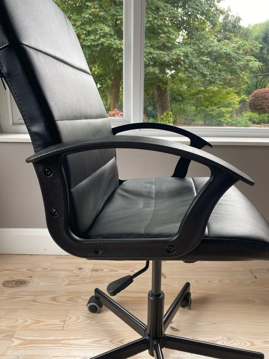 Office Chair - Image 4