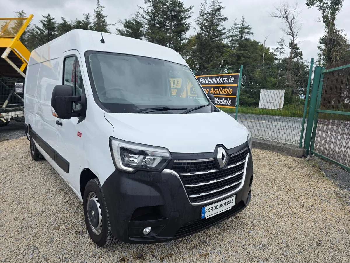 Renault Master 2021 - Image 1