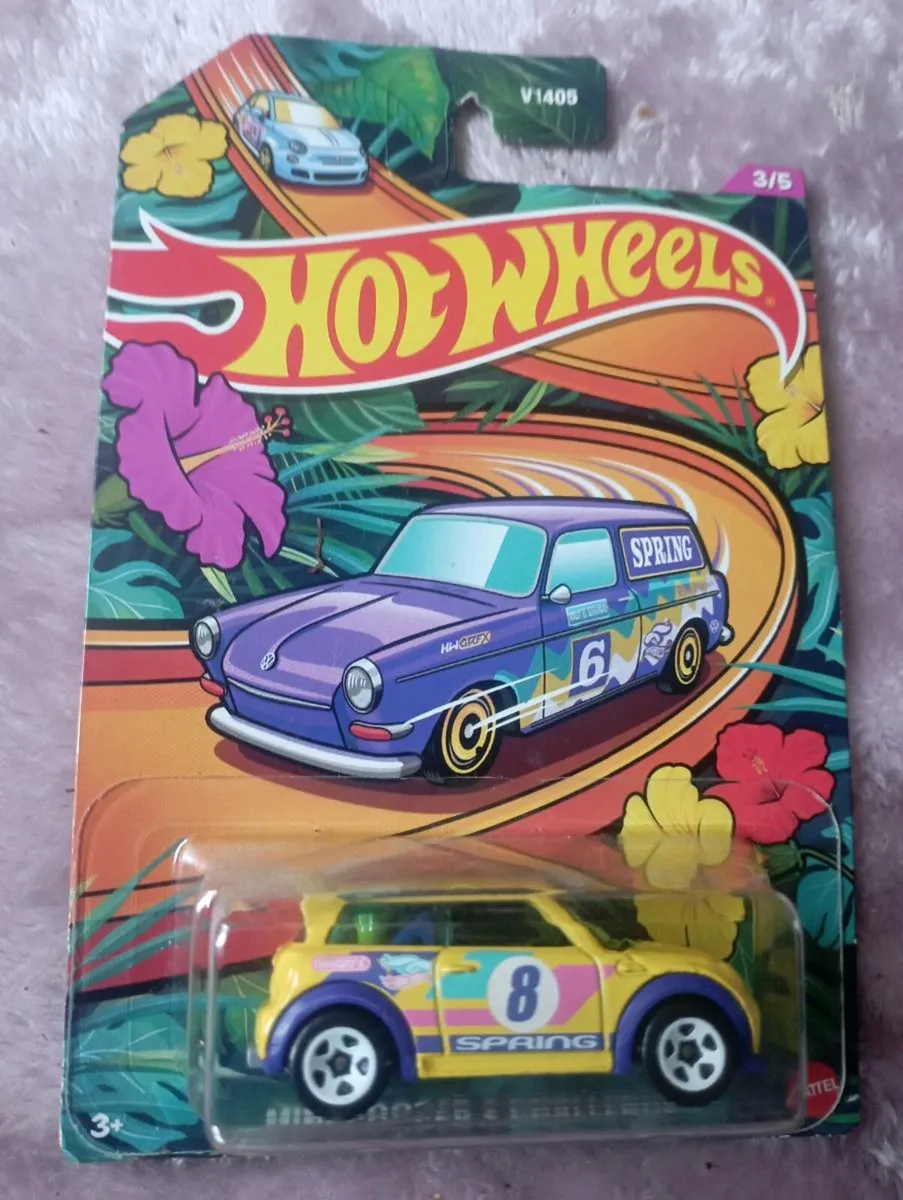 A COLLECTION OF HOT WHEELS DIE-CAST MINI COOPER - Image 3