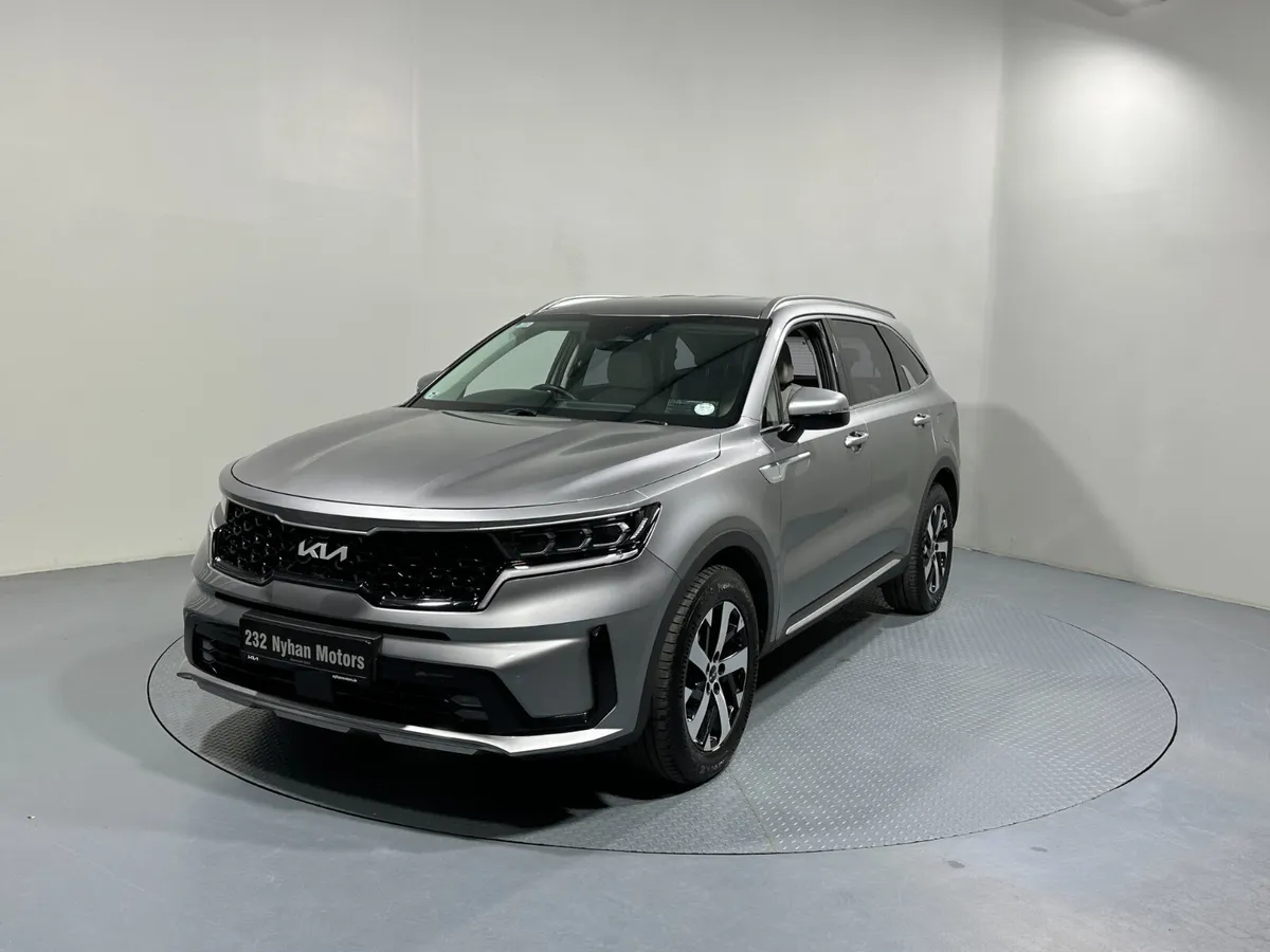 Kia Sorento K3 2.2 Crdi Automatic 5 Seater 232 - Image 3
