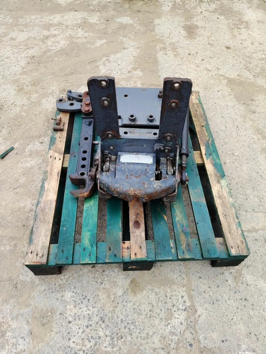 TM New Holland Pick up hitch - Image 2