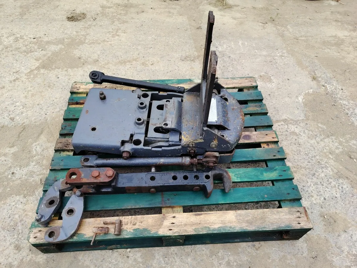 TM New Holland Pick up hitch - Image 3