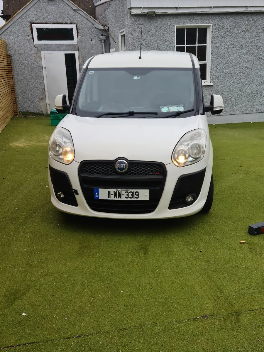 Fiat Doblo 2011 - Image 1