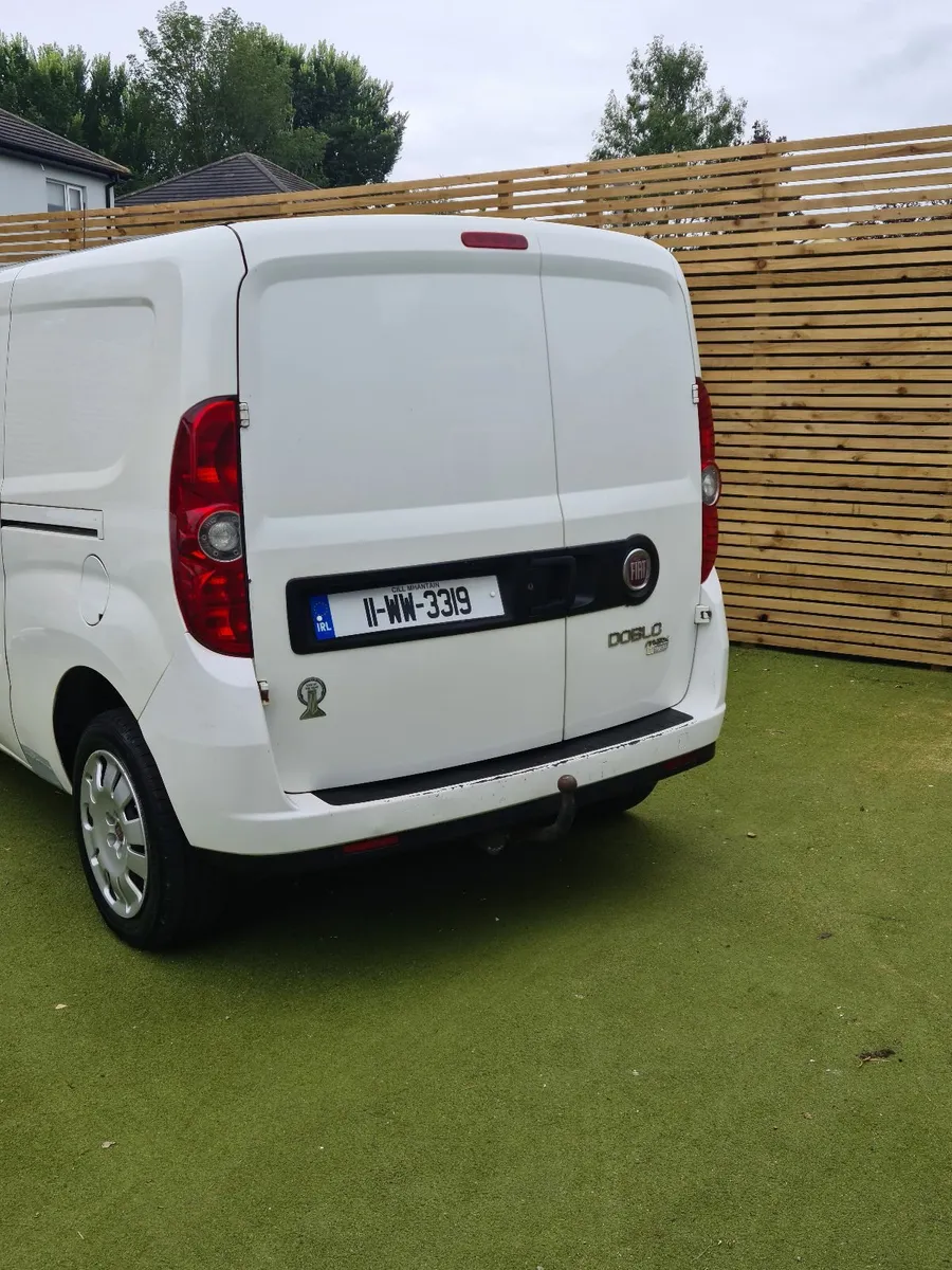 Fiat Doblo 2011 - Image 4