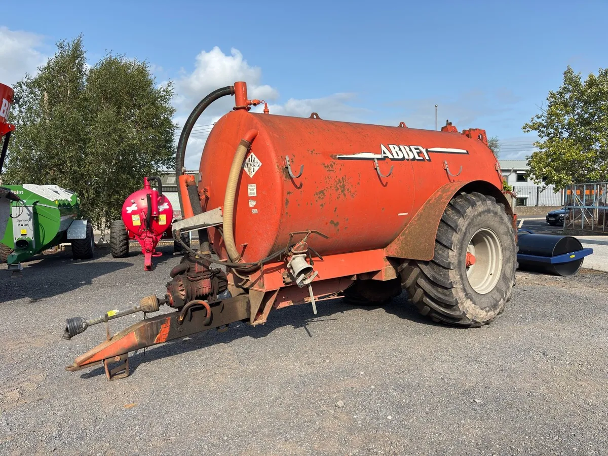 Abbey 2500R slurry tanker - Image 1