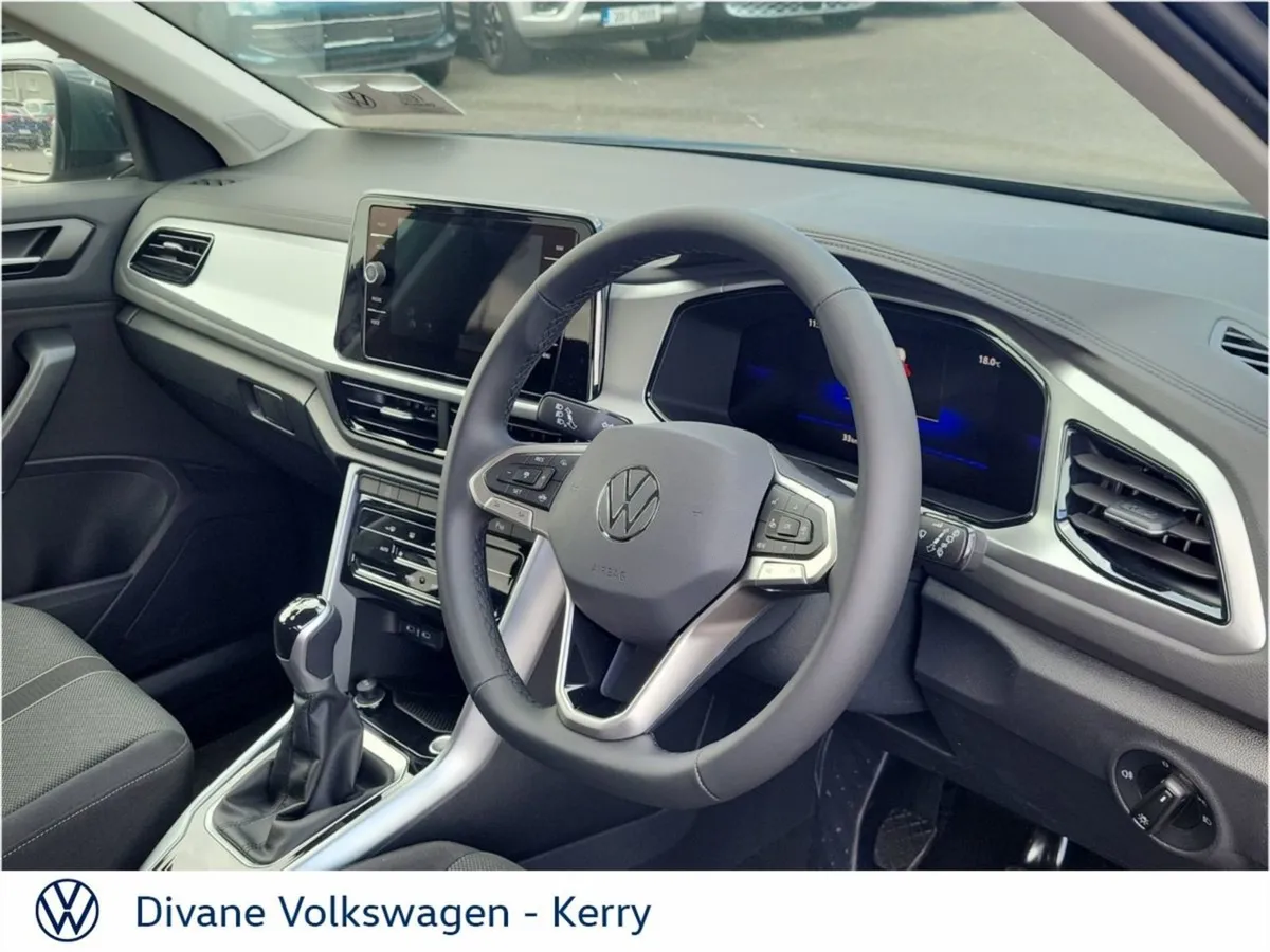 Volkswagen T-Roc Edition 75 1.0tsi Petrol 110BHP - Image 4
