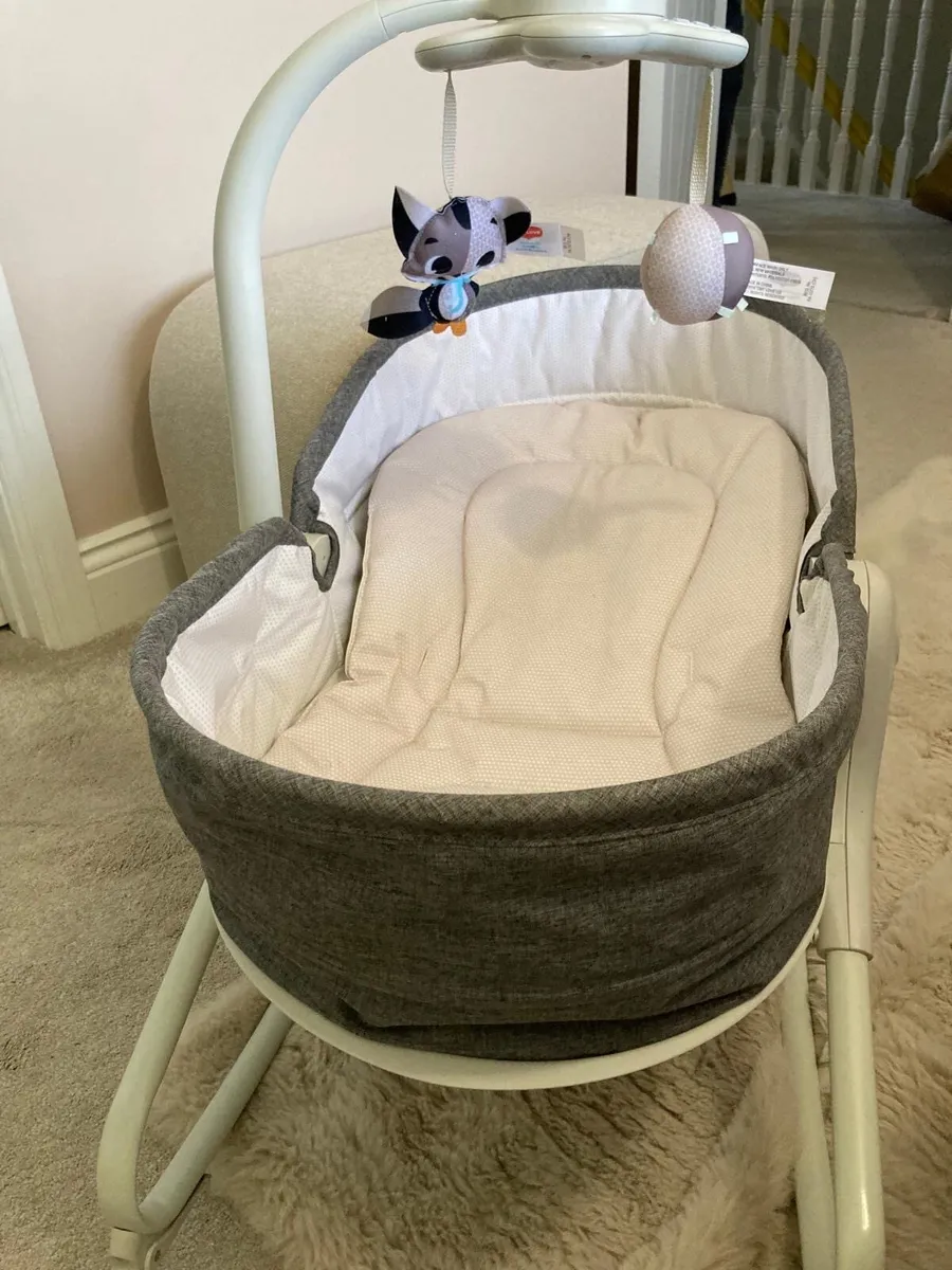 Tiny love 3 in 1 rocker - Image 2