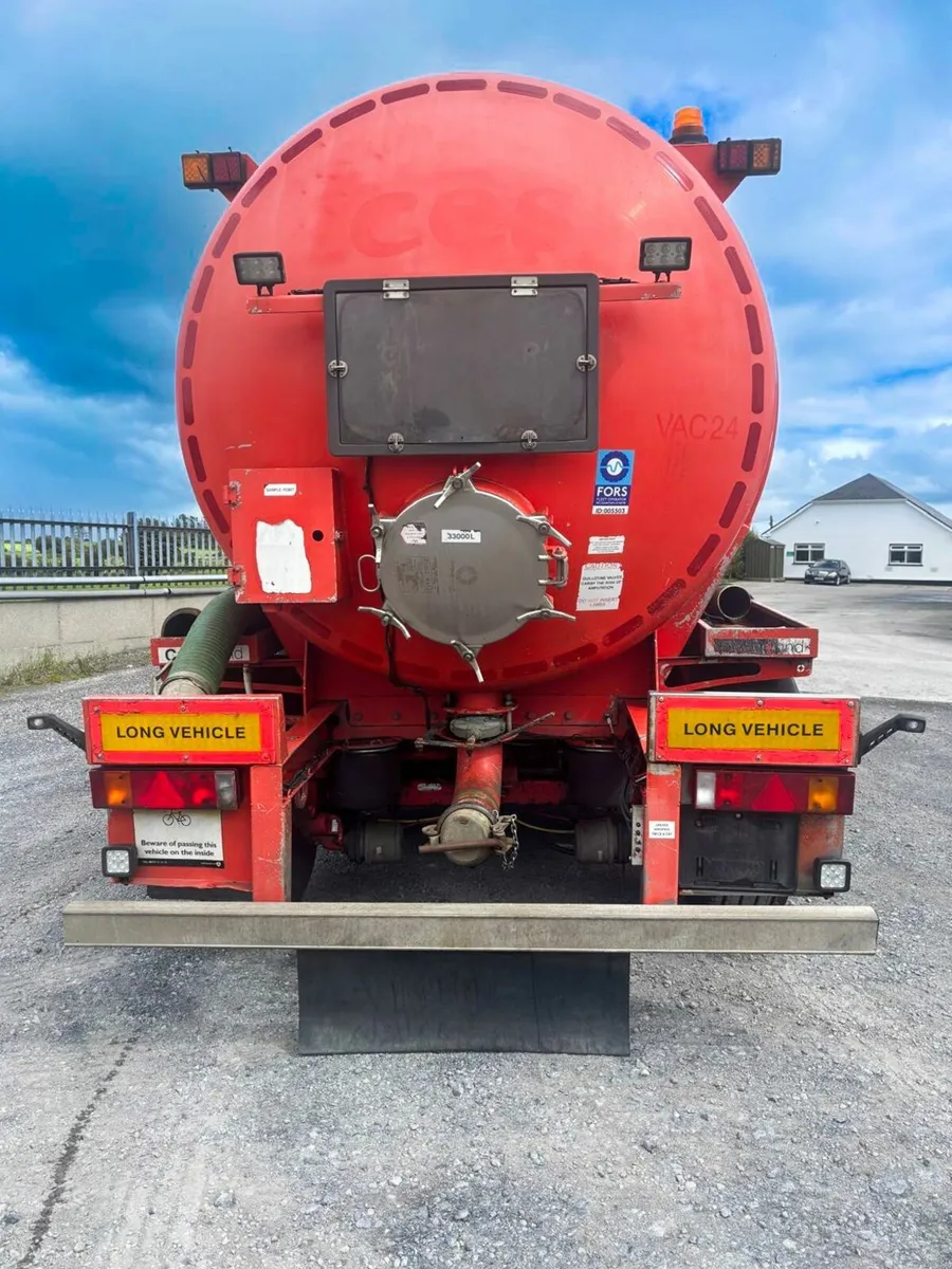 Bulk Alloy Vacuum Tanker - Image 4