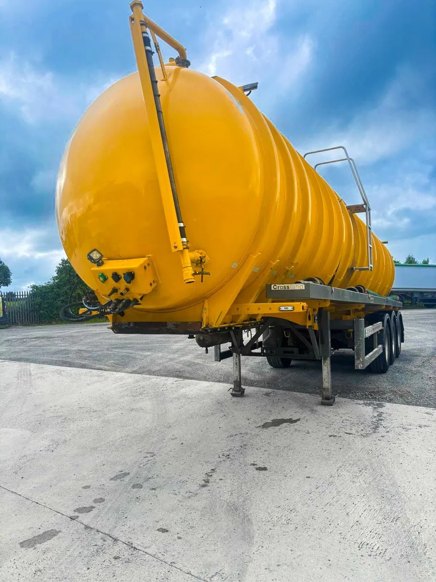 Bulk Alloy Vacuum Tanker - Image 2