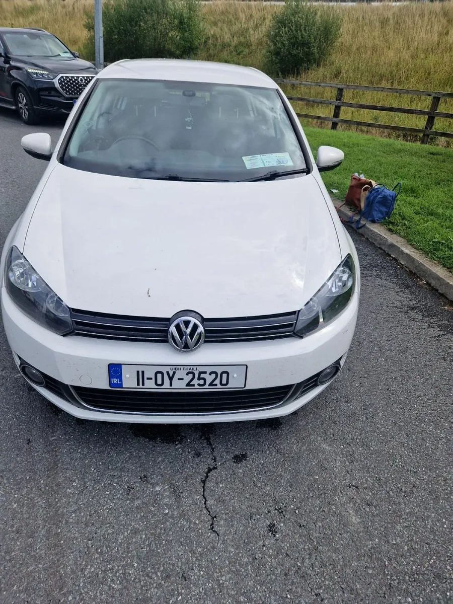 Volkswagen Golf 2011 - Image 1