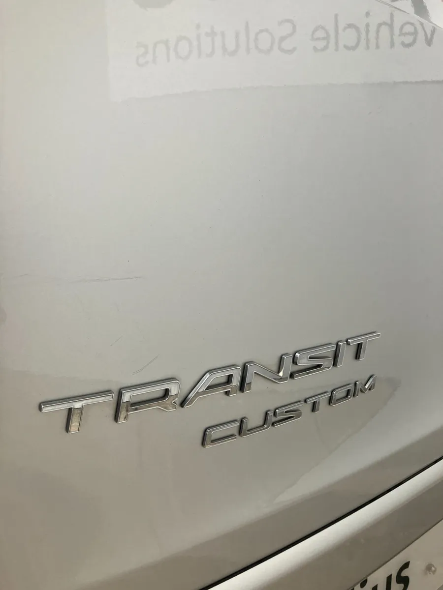 Ford Transit Custom 2022 - Image 3