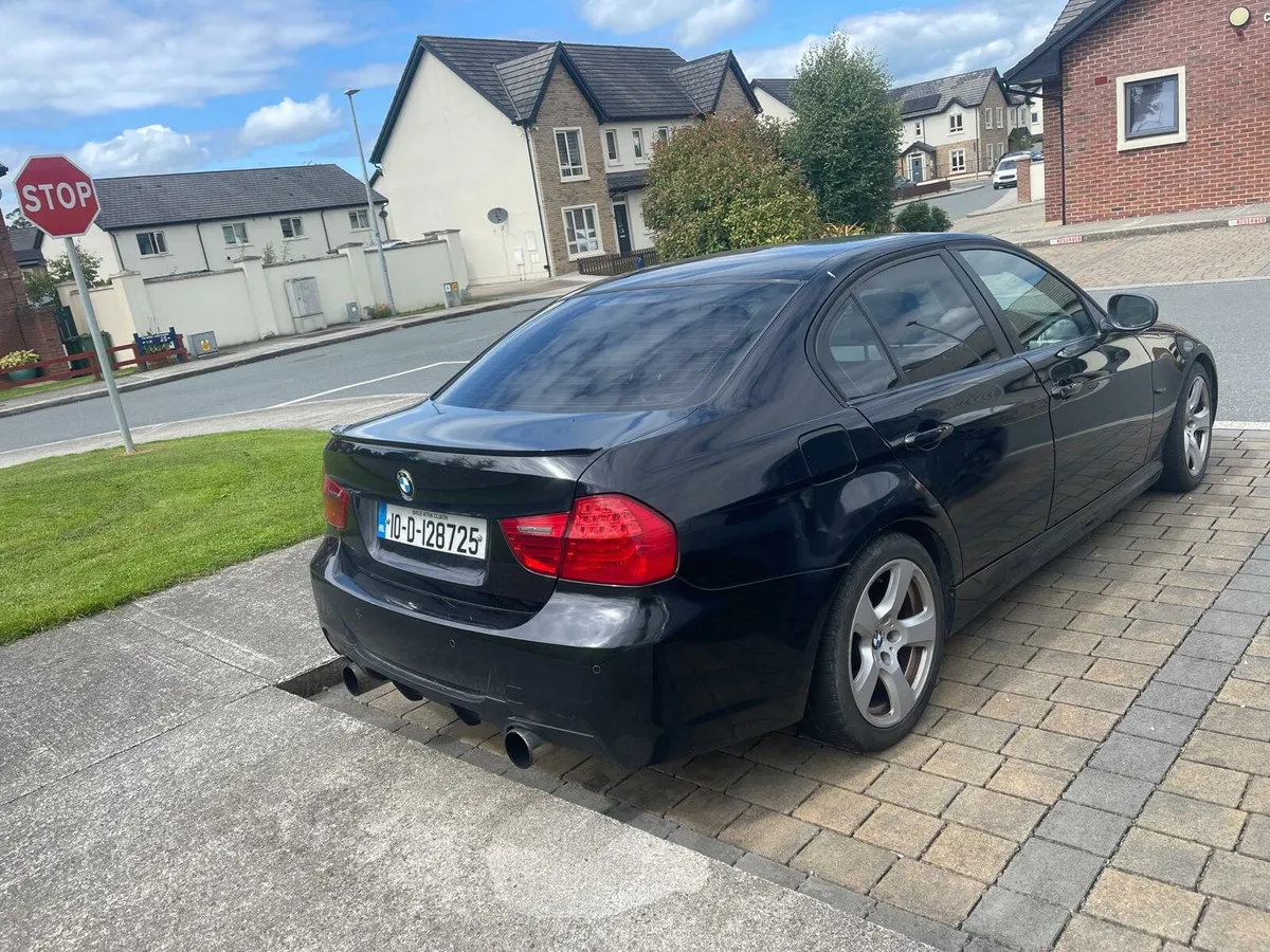 BMW 320D E90 - Image 4
