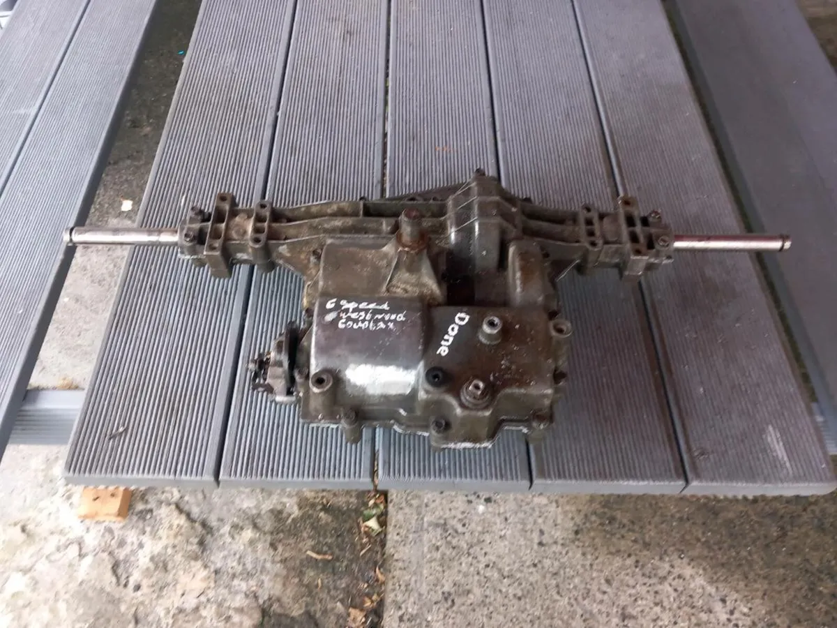 Countax/Westwood manual gearbox for sale - Image 1
