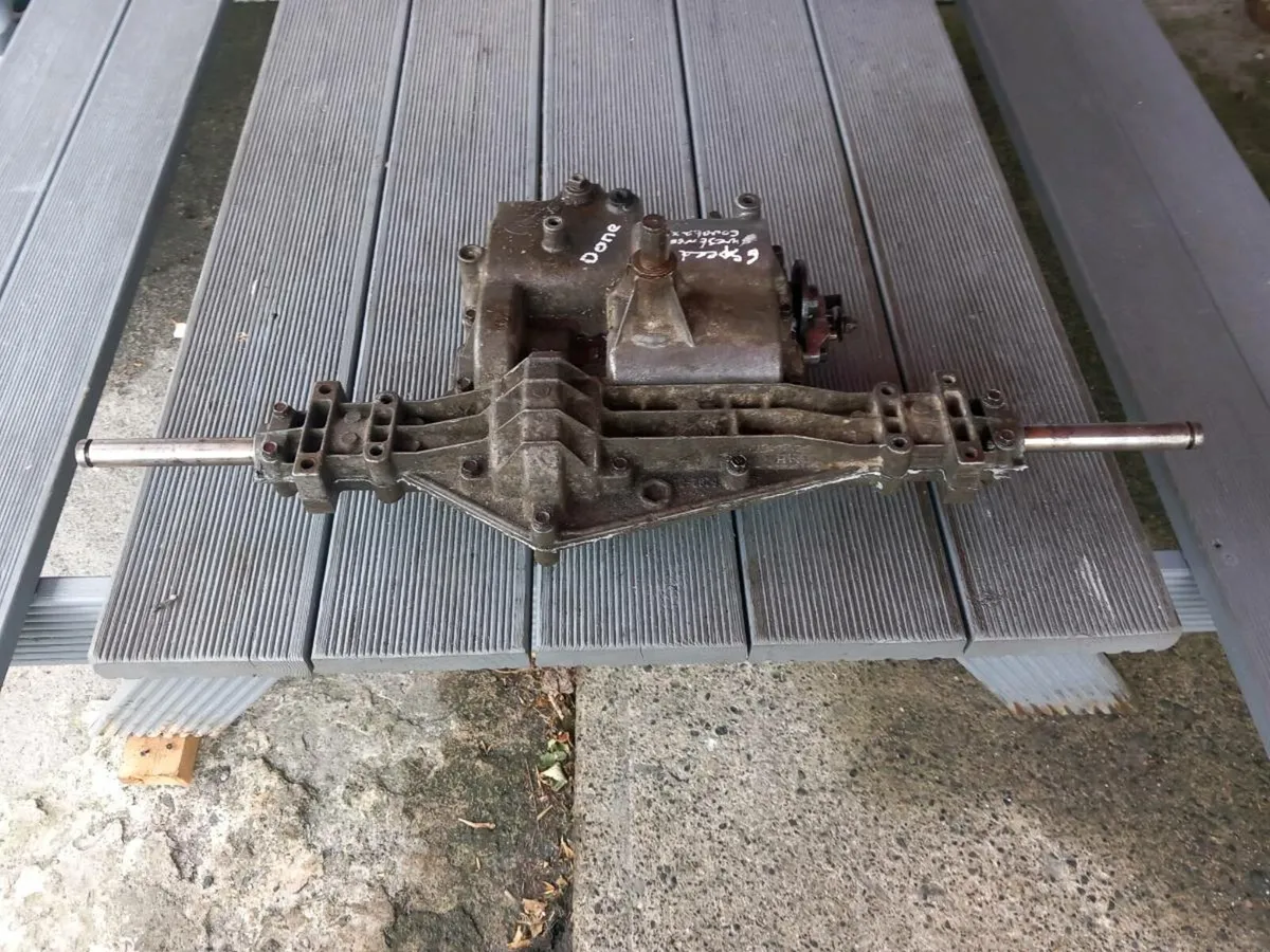 Countax/Westwood manual gearbox for sale - Image 2