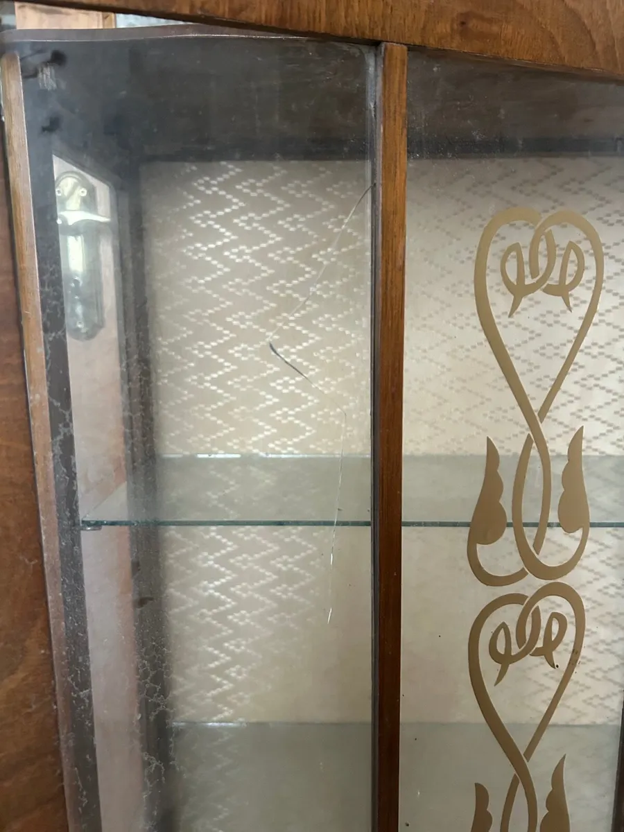 Mid-century dispaly cabinet - Image 3