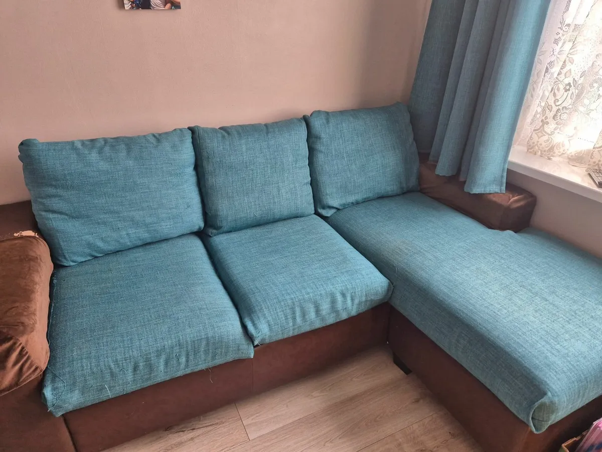 FREE Sofa and curtains - Image 1