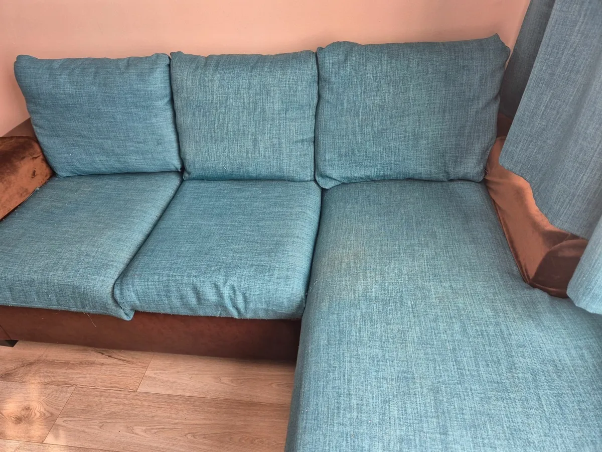 FREE Sofa and curtains - Image 3