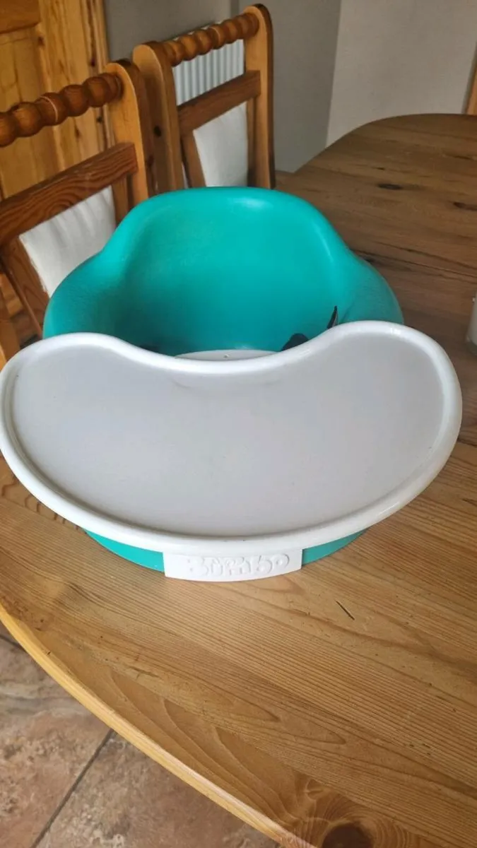 Bumbo Seat with Tray - Image 2