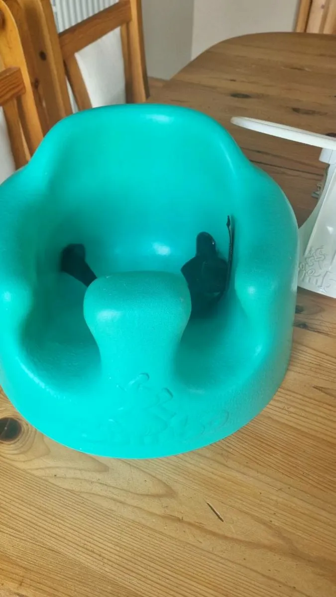 Bumbo Seat with Tray - Image 3
