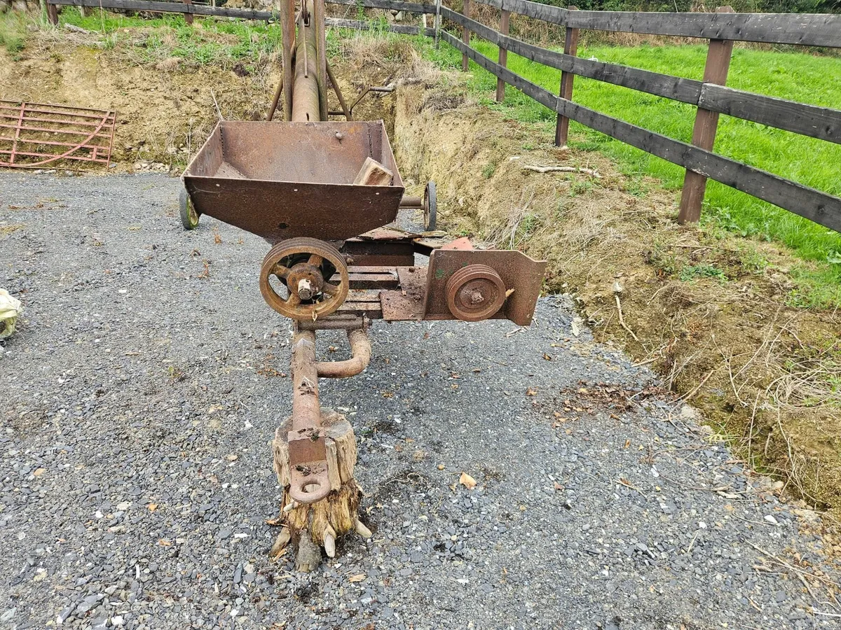 Mobile 30ft auger - Image 3