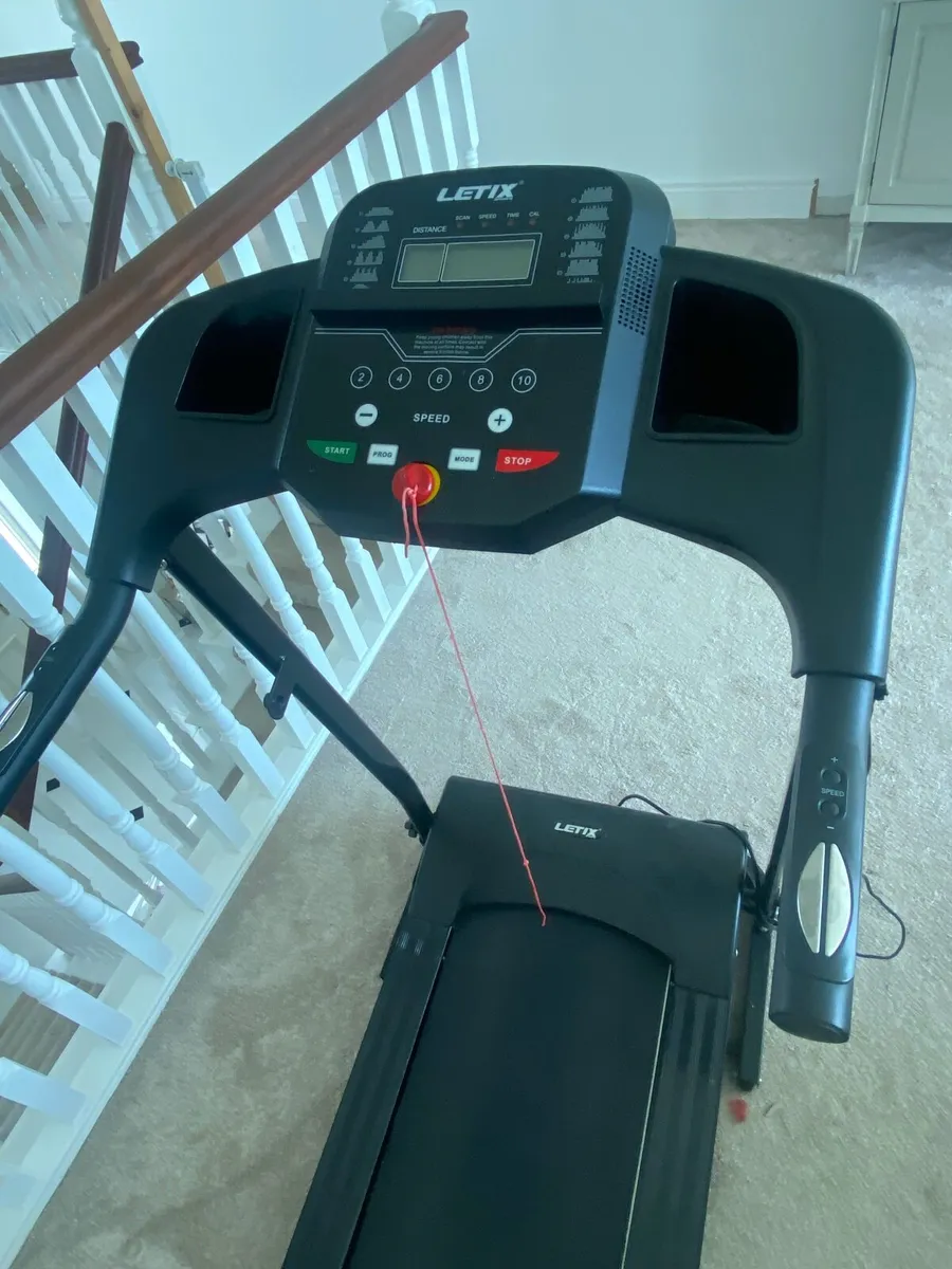 Treadmill - Image 1