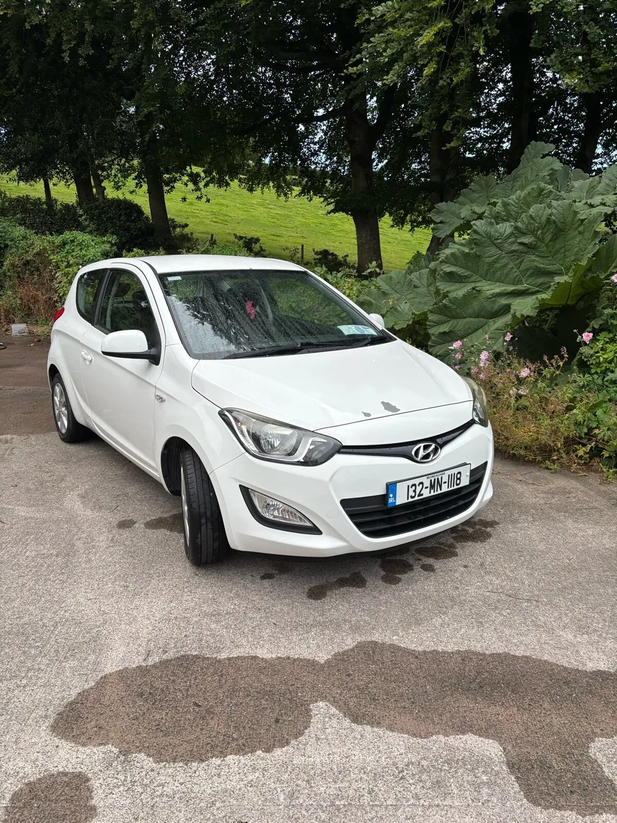 Car - Image 1