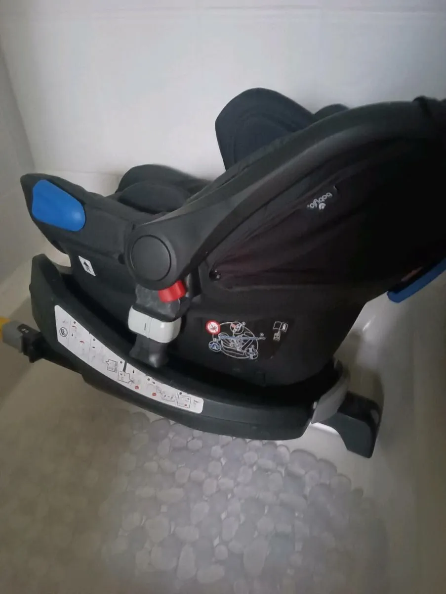 Babylon  isofix car seat like New - Image 3
