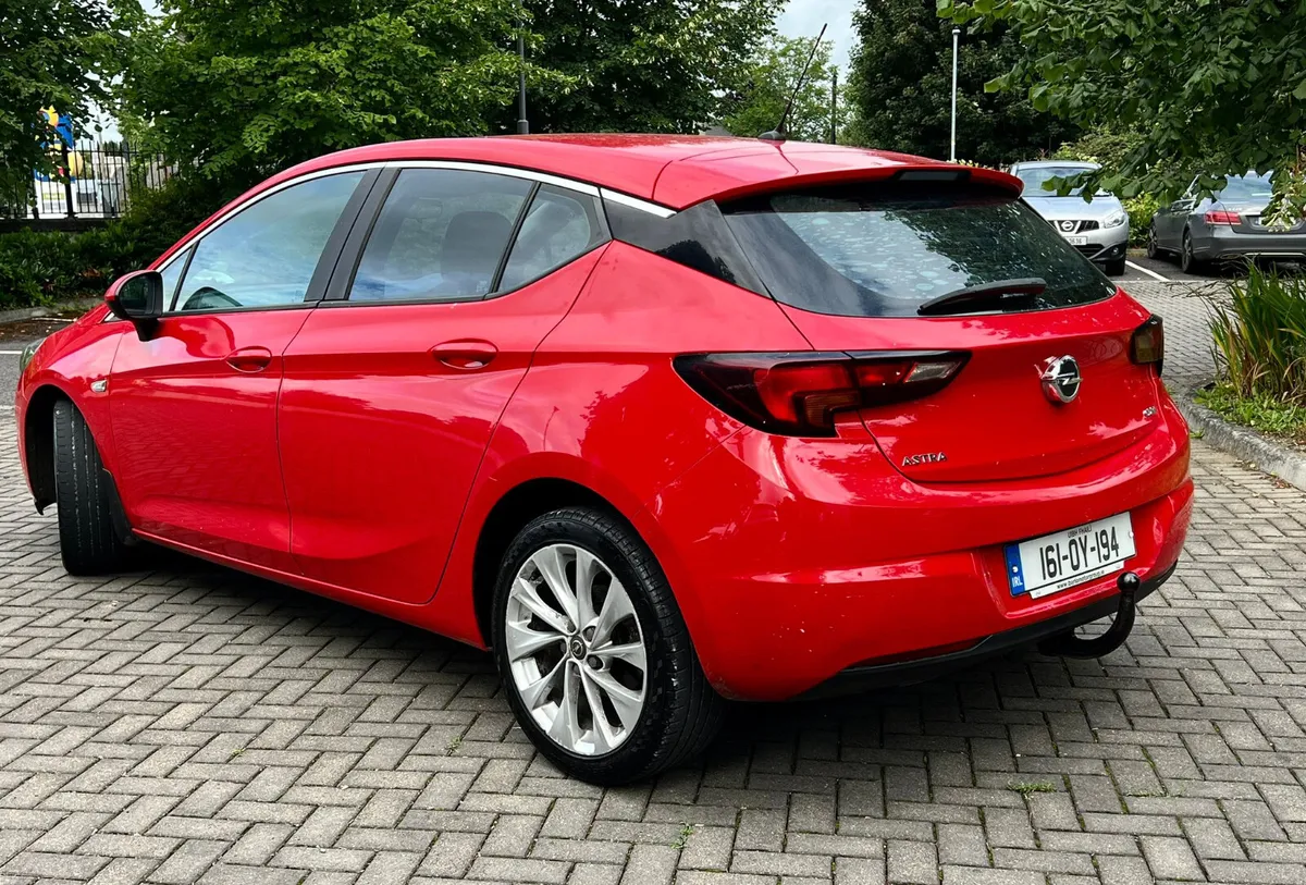 Opel Astra 2016 1.6 CDTI new nct 5/26 tax 3/26 - Image 3