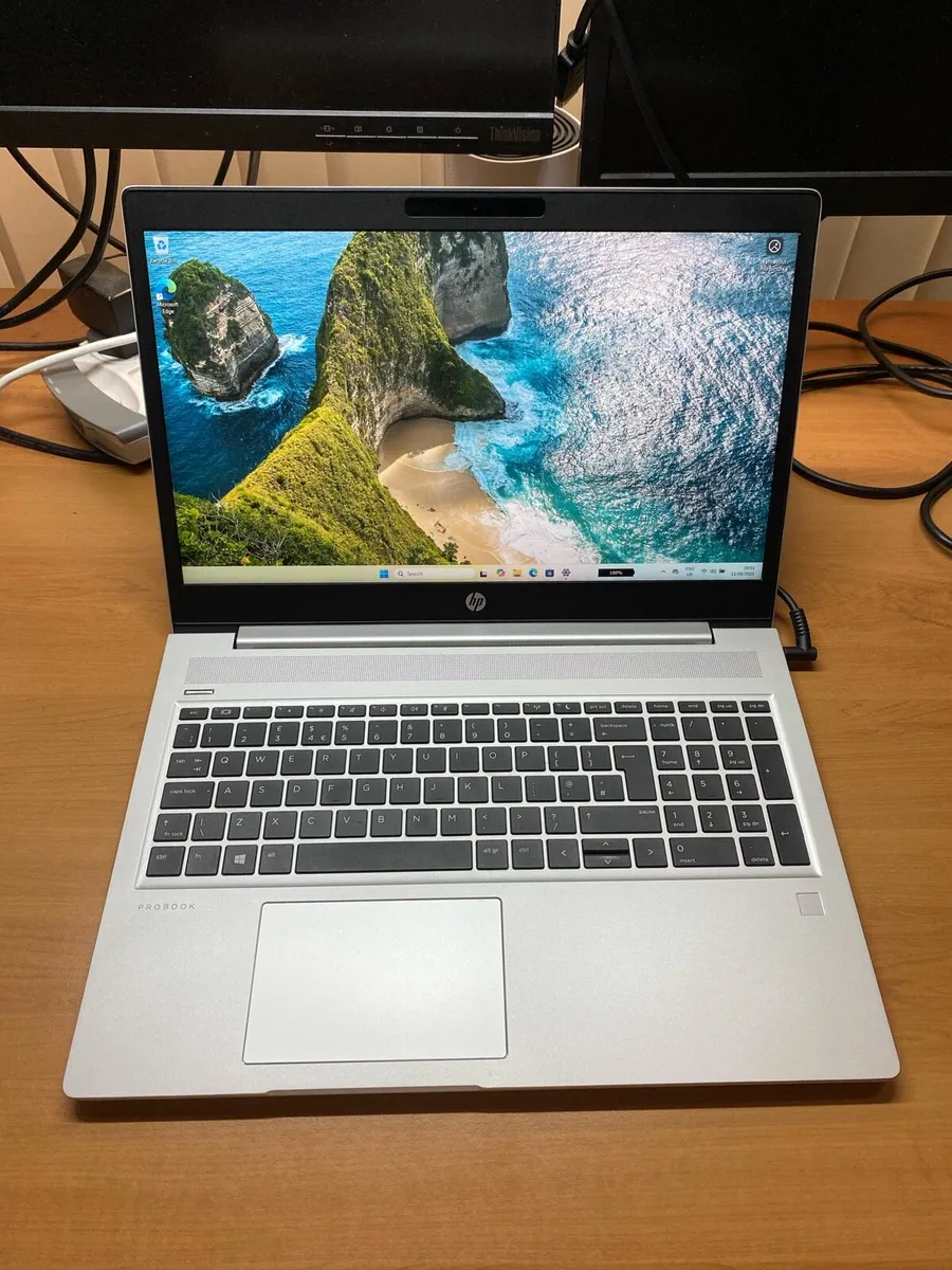Hp Ryzen 5 16gb 256ssd 500 Hdd win 11 pro - Image 1