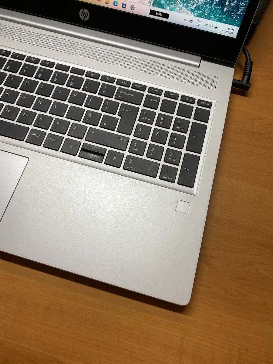 Hp Ryzen 5 16gb 256ssd 500 Hdd win 11 pro - Image 2