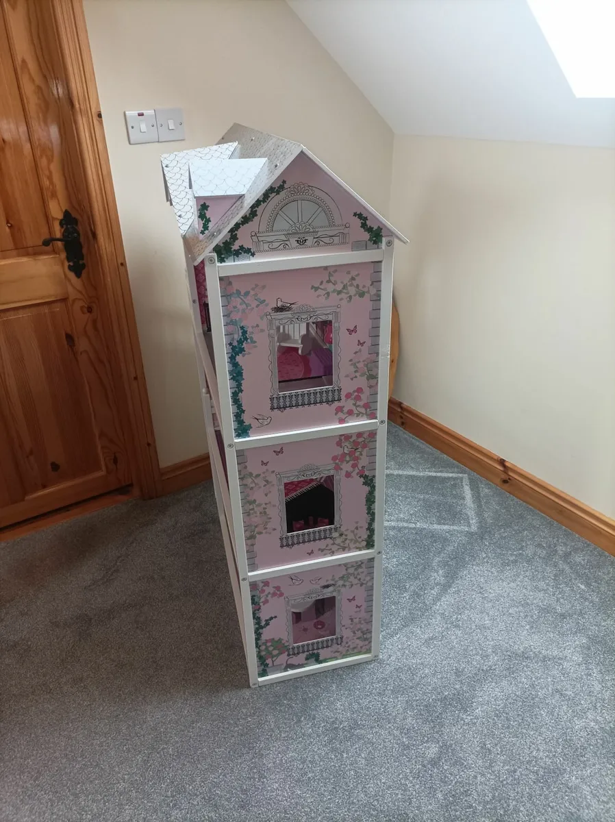 Dolls house, paw patrol, desk - Image 2