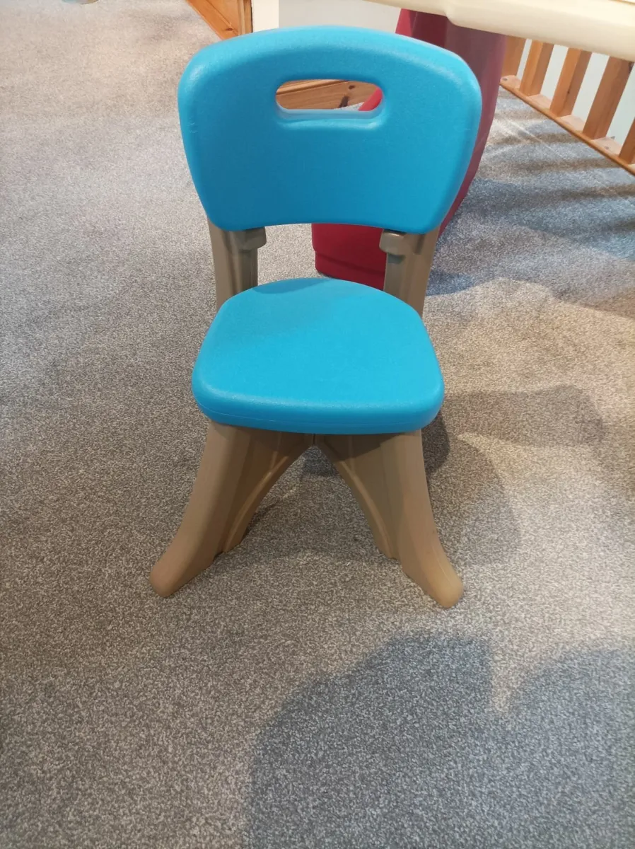 Dolls house, paw patrol, desk - Image 3