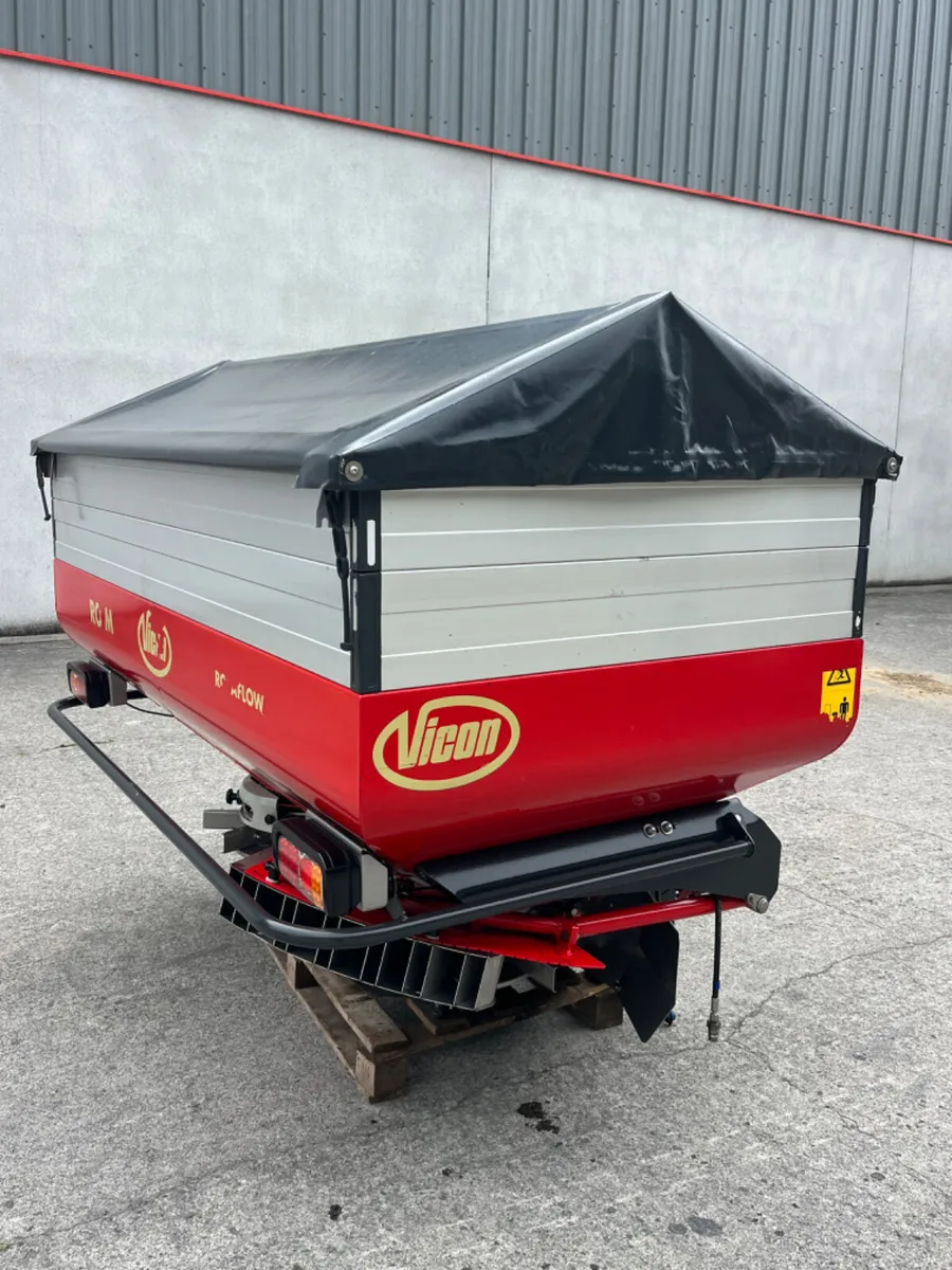 Vicon spreader 2 ton - Image 4