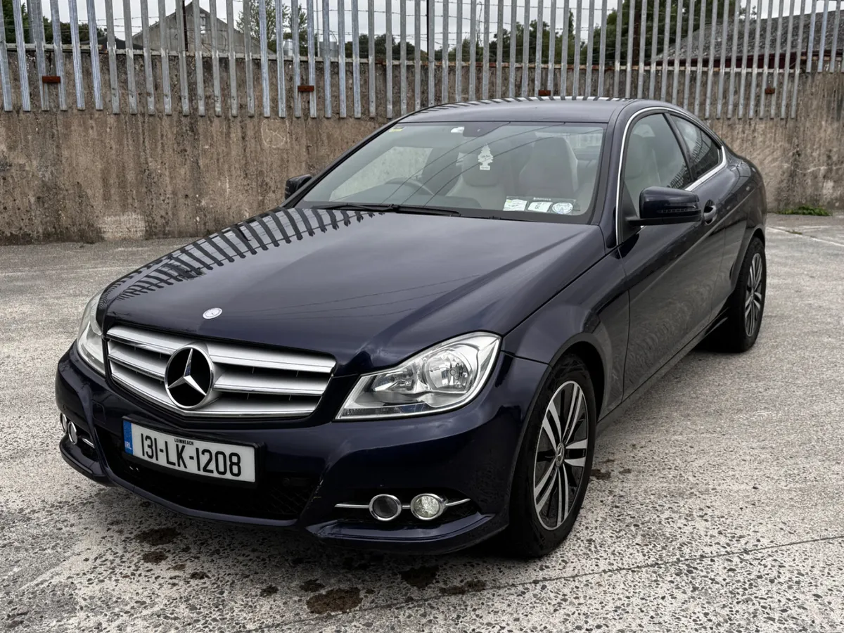 Mercedes C220CDi Coupé, only 141km, NCT 08/26 - Image 4