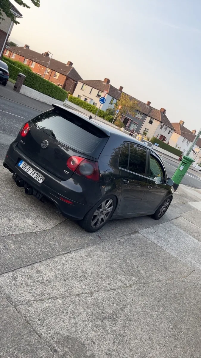 Volkswagen Golf 2008 - Image 2