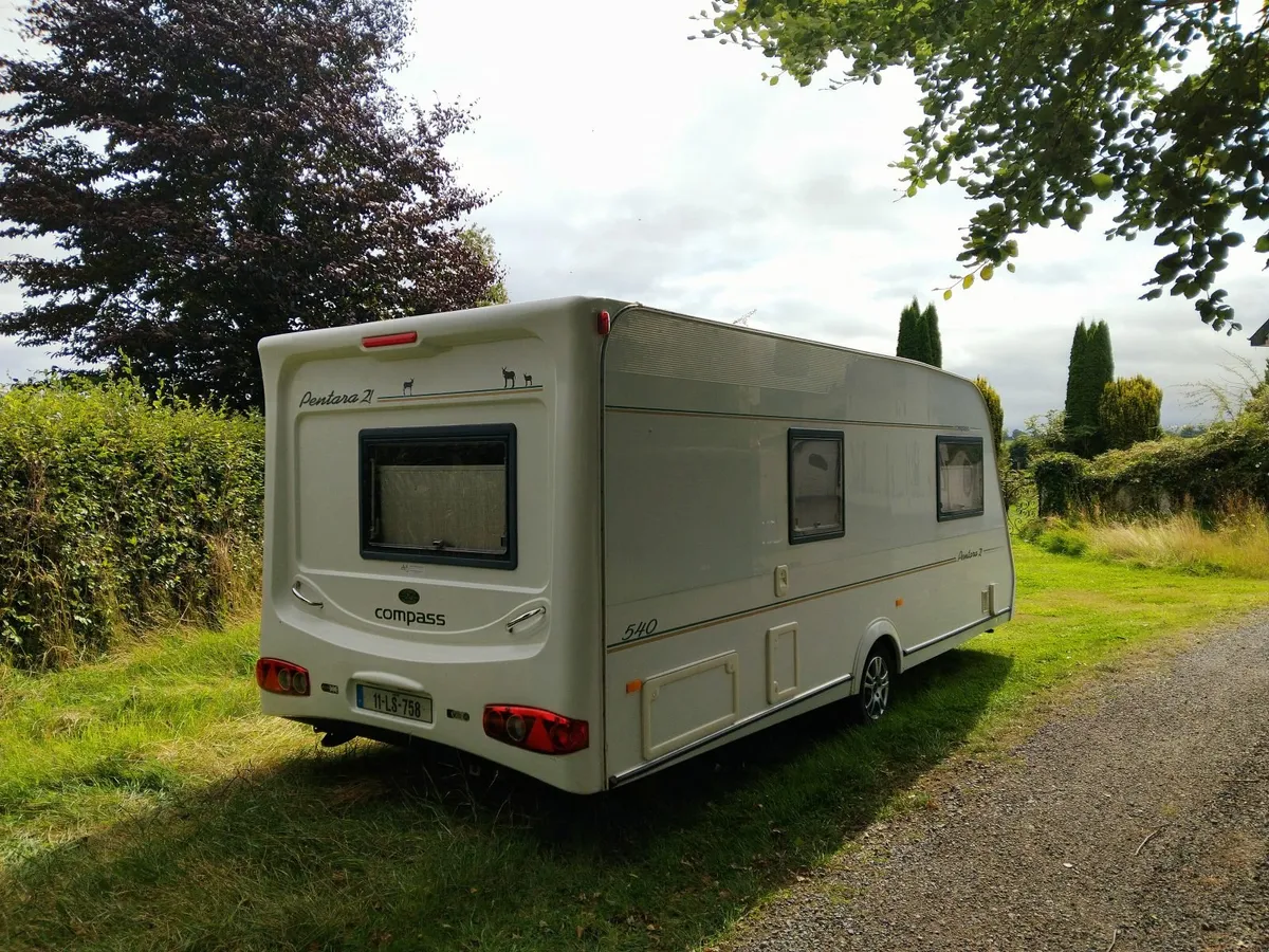 Caravan - Image 1