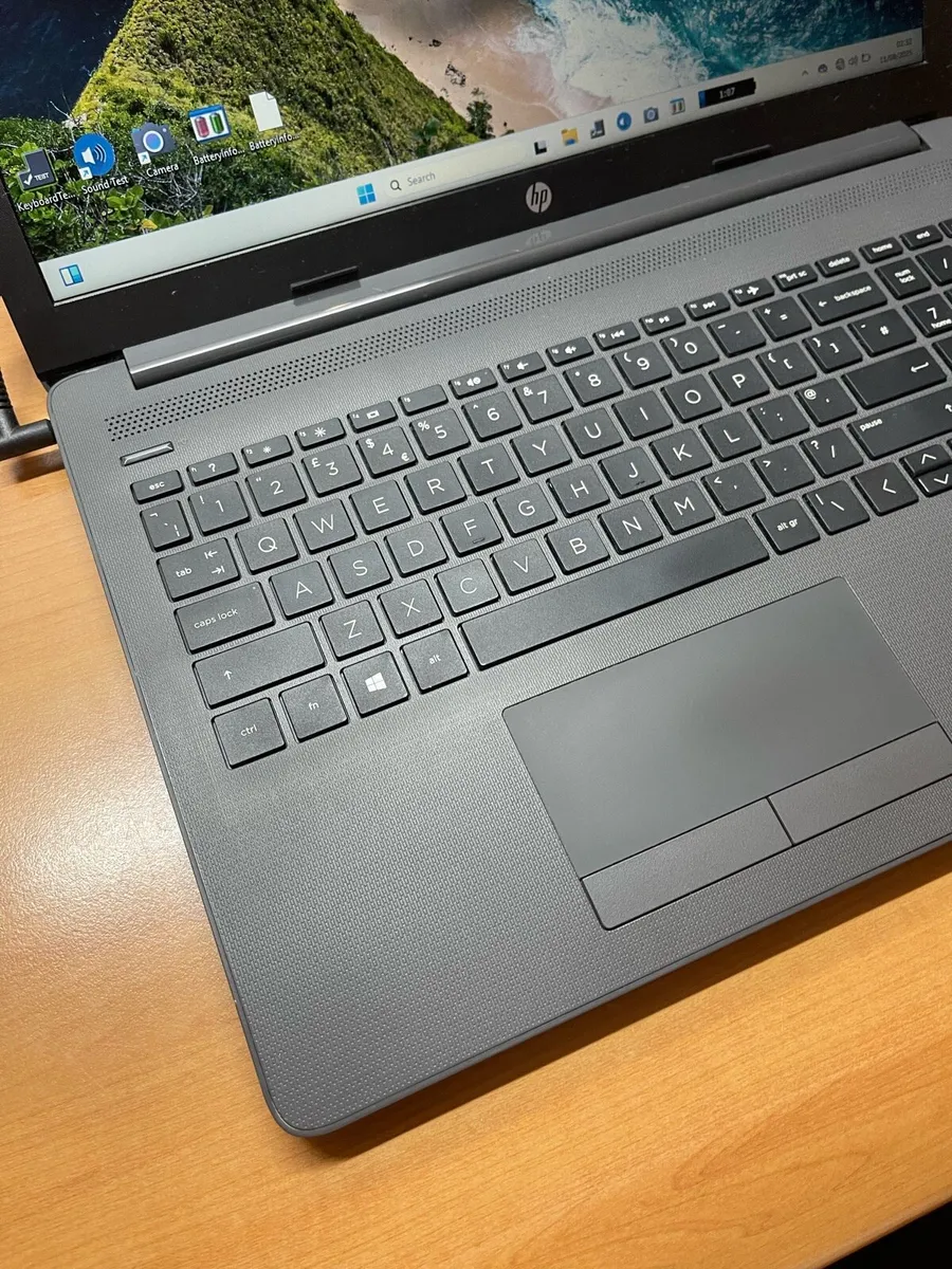 HP laptop i5 pro 8-256 win 11 pro - Image 3