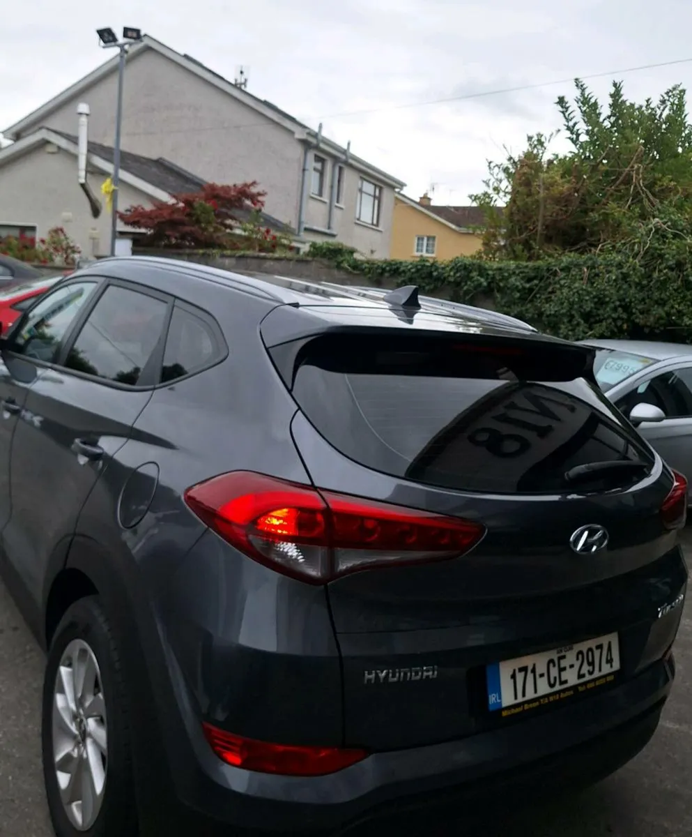 171 Hyundai Tucson 1.7 CRDi SE NAV NCT - Image 3