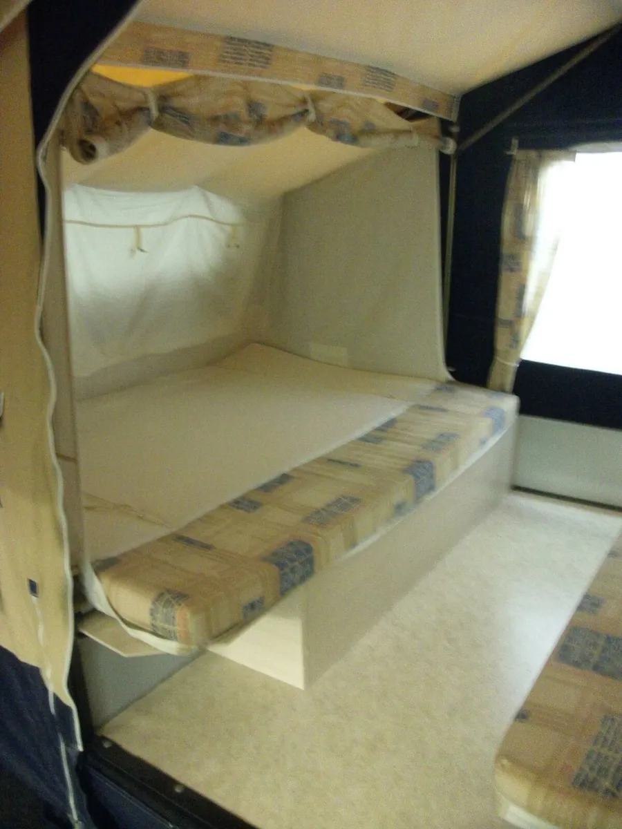 Trailer tent - Image 4