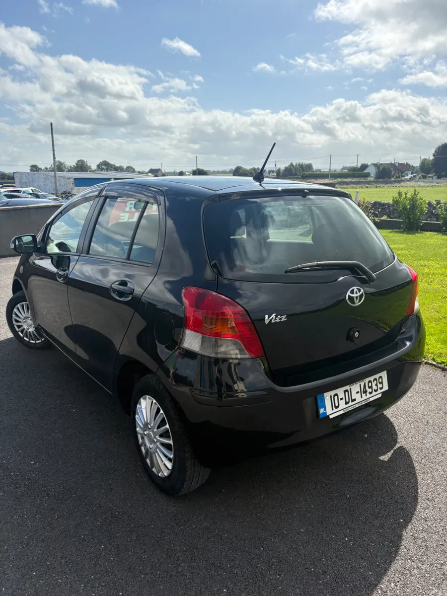 Toyota Vitz 2010 - Image 3