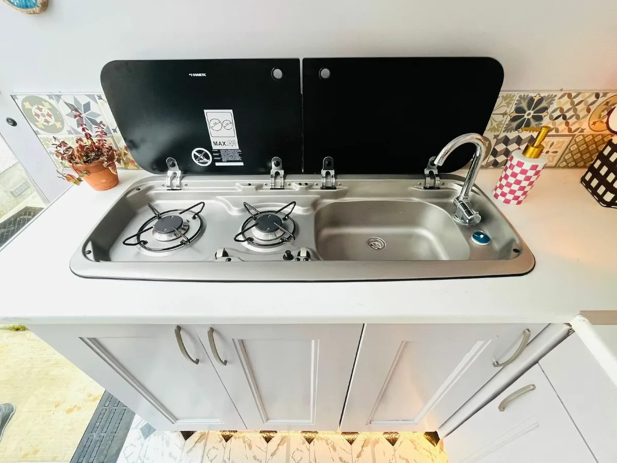 Campervan - Image 4