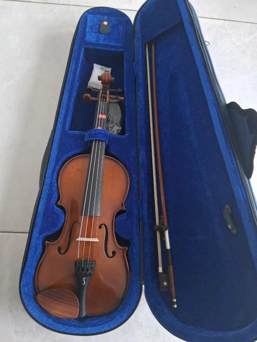 Violin 1/2 size - Image 1