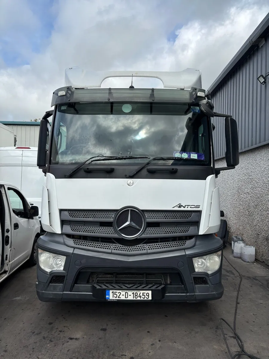 Mercedes Antus 1824 - Image 3