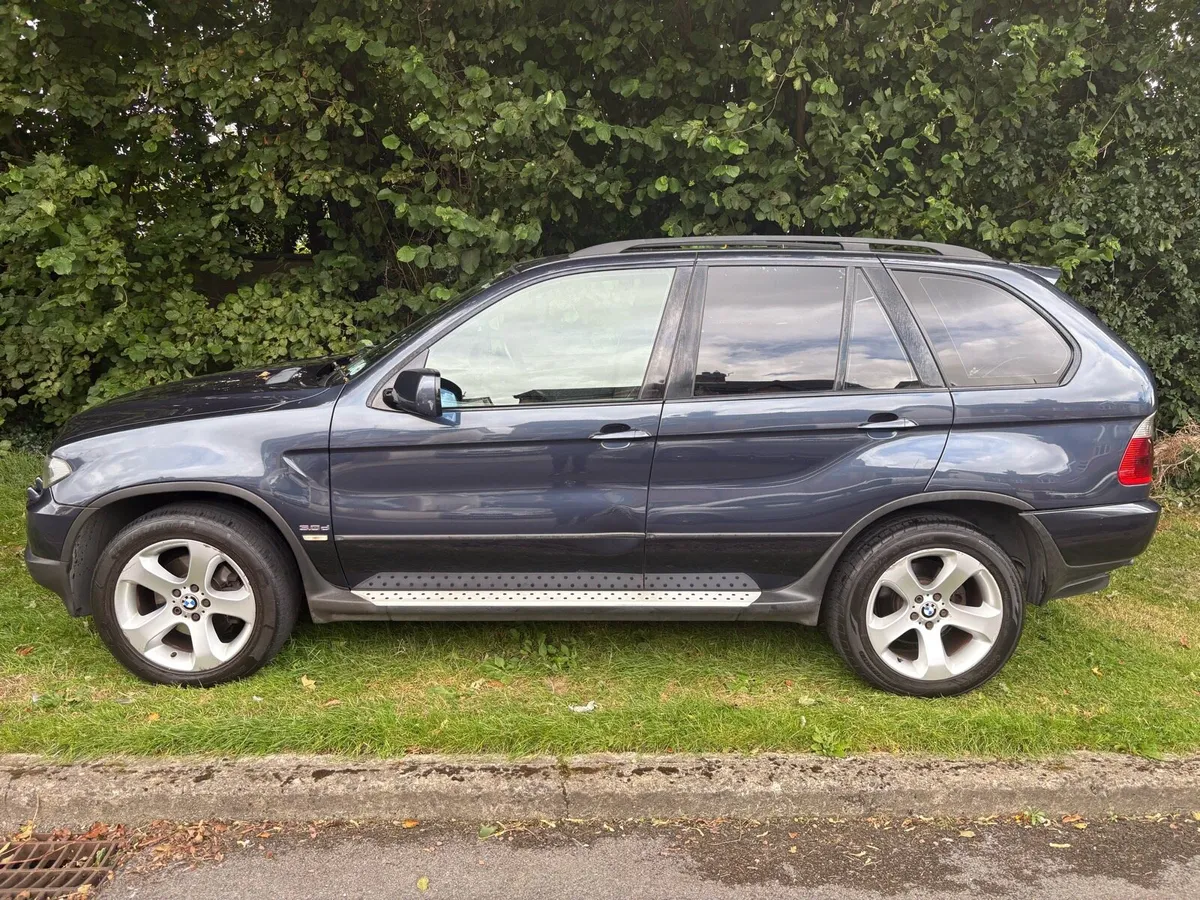 BMW X5 E53 Commercial - Image 1
